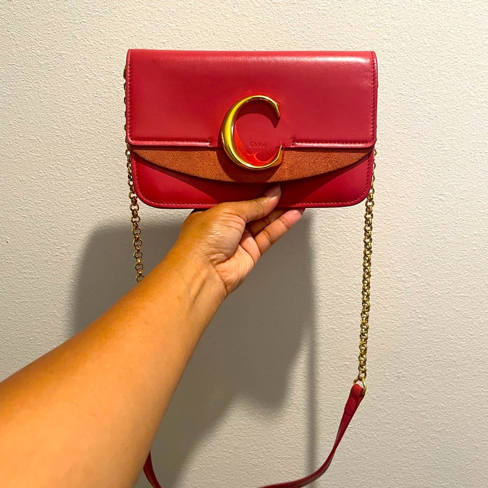 EST. Retail $1,500 CHLOÉ Scarlet Pink C Ring Crossbody Bag